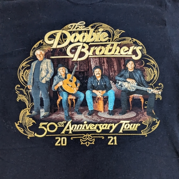 Doobie Brothers 2021 Concert Tee with Tour Cities on Back Small - Picture 6 of 7